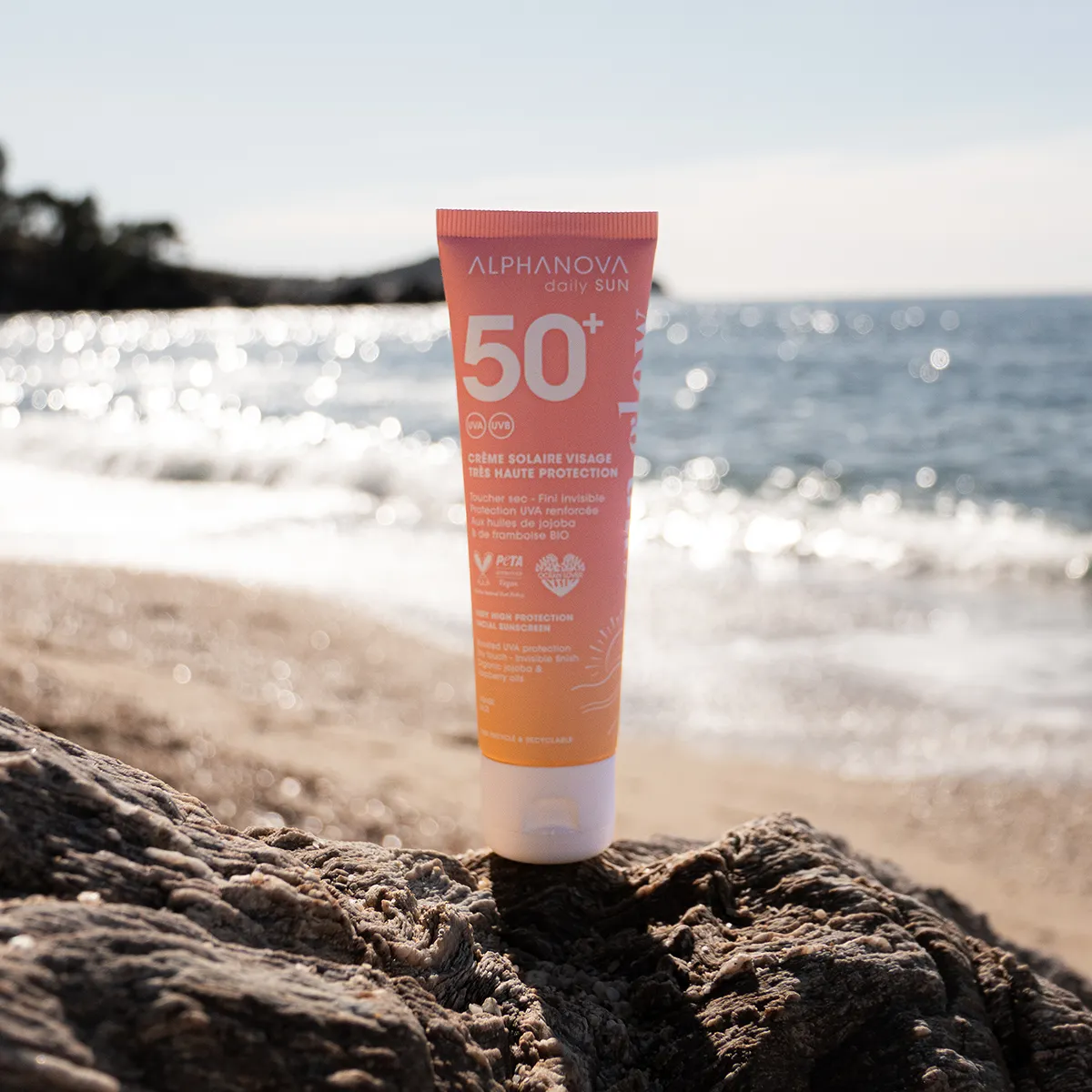 ALPHANOVA DAILY SUN CREME SOLAIRE VISAGE SPF 50+ SUN GLOW 50 ML - Image 3
