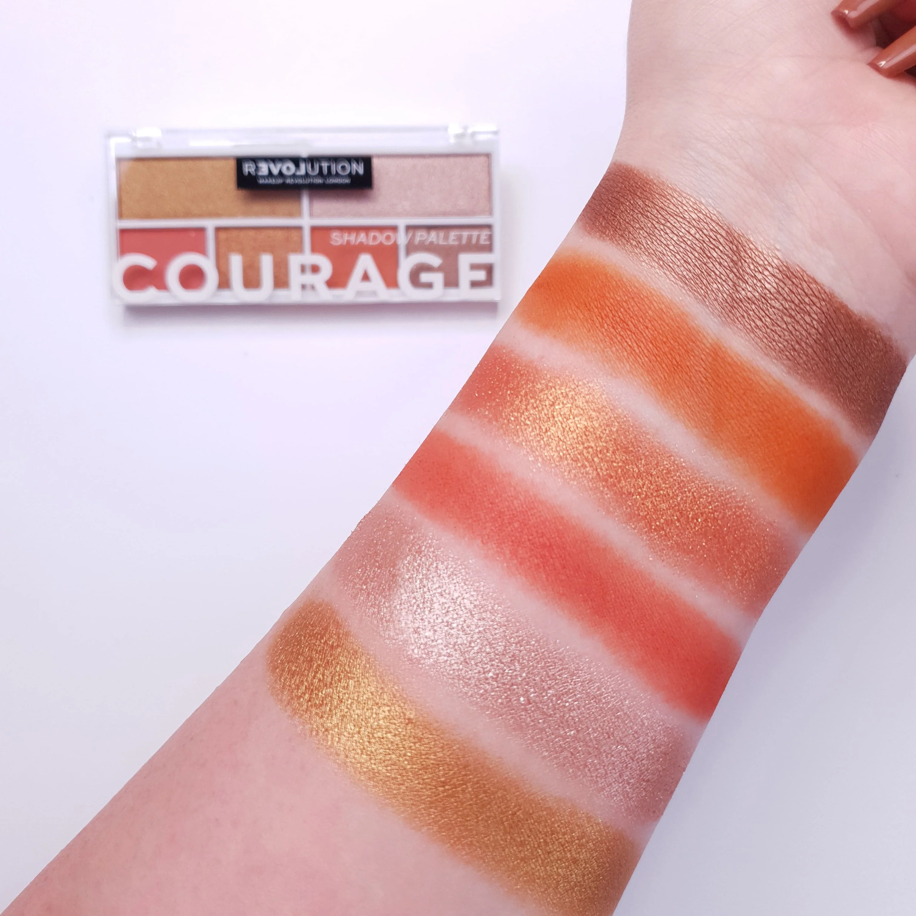 RELOVE COLOUR PLAY COURAGE SHADOW PALETTE - Image 3